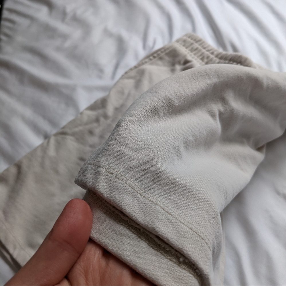 Jogging Shorts - Picture 3 of 3